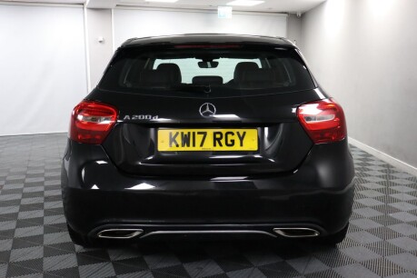 Mercedes-Benz A Class A 200 D SPORT 8