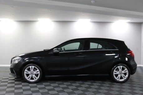 Mercedes-Benz A Class A 200 D SPORT 18