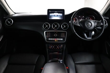 Mercedes-Benz A Class A 200 D SPORT 40