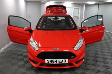 Ford Fiesta ST-3 7