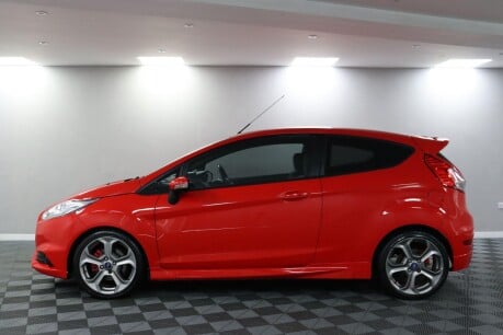 Ford Fiesta ST-3 18