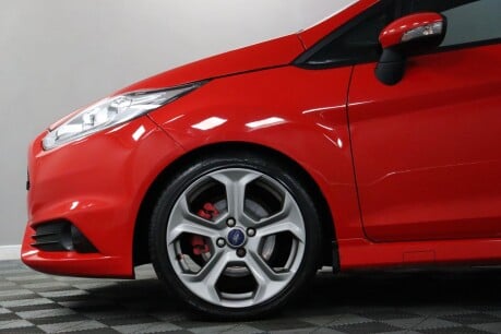 Ford Fiesta ST-3 27