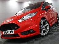 Ford Fiesta ST-3 32