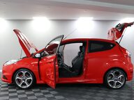Ford Fiesta ST-3 14