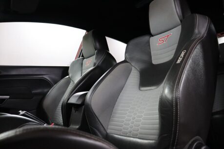 Ford Fiesta ST-3 29