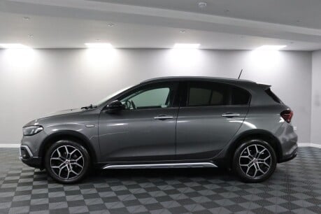 Fiat Tipo CROSS 18