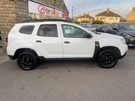 Dacia Duster ESSENTIAL SCE 10