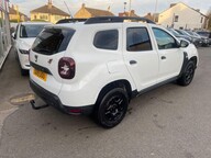 Dacia Duster ESSENTIAL SCE 11