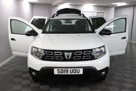 Dacia Duster ESSENTIAL SCE 7