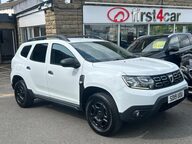Dacia Duster ESSENTIAL SCE 1