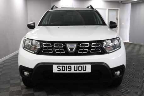 Dacia Duster ESSENTIAL SCE 3
