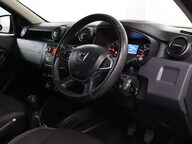 Dacia Duster ESSENTIAL SCE 4