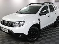 Dacia Duster ESSENTIAL SCE 21