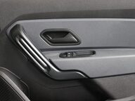 Dacia Duster ESSENTIAL SCE 37