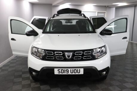 Dacia Duster ESSENTIAL SCE 13