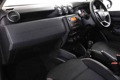 Dacia Duster ESSENTIAL SCE 29