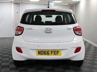 Hyundai i10 PREMIUM 8