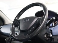 Hyundai i10 PREMIUM 12