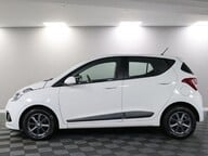 Hyundai i10 PREMIUM 18