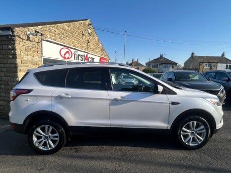 Ford Kuga ZETEC 9