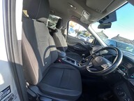 Ford Kuga ZETEC 13