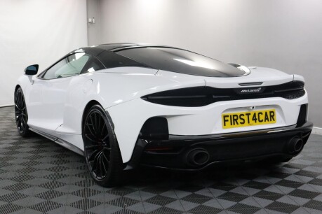 McLaren GT V8 SSG 2