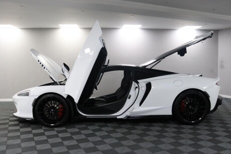 McLaren GT V8 SSG 24