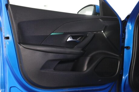 Peugeot 2008 PURETECH S/S ALLURE PREMIUM 43
