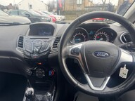 Ford Fiesta ZETEC 24