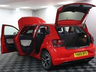 Volkswagen Polo BEATS TSI 21