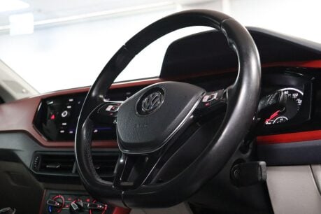 Volkswagen Polo BEATS TSI 36