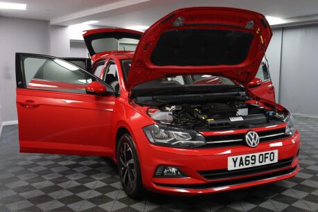 Volkswagen Polo BEATS TSI 8