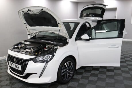 Peugeot 208 PURETECH ALLURE PREMIUM S/S 16