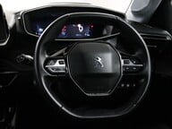 Peugeot 208 PURETECH ALLURE PREMIUM S/S 45