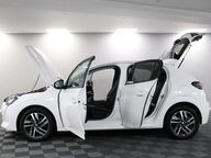 Peugeot 208 PURETECH ALLURE PREMIUM S/S 18