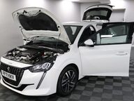 Peugeot 208 PURETECH ALLURE PREMIUM S/S 11