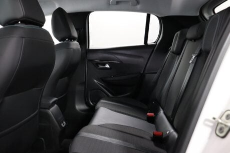 Peugeot 208 PURETECH ALLURE PREMIUM S/S 25
