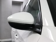 Peugeot 208 PURETECH ALLURE PREMIUM S/S 34