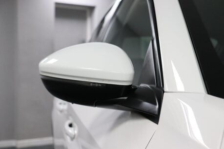 Peugeot 208 PURETECH ALLURE PREMIUM S/S 34