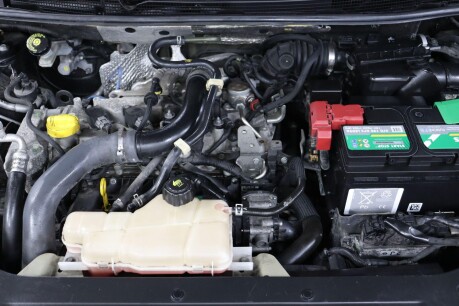 Nissan Pulsar N-CONNECTA DIG-T 44