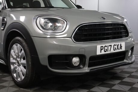 Mini Countryman COOPER 42