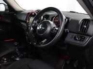 Mini Countryman COOPER 3