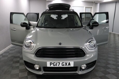 Mini Countryman COOPER 7