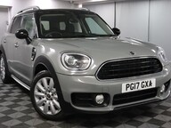 Mini Countryman COOPER 19