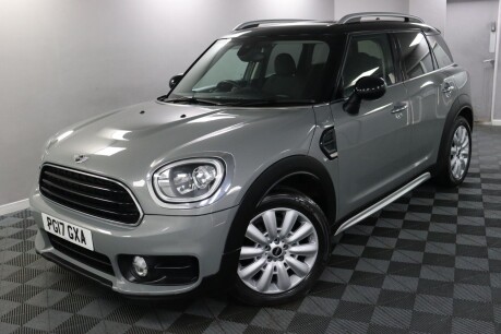 Mini Countryman COOPER 20