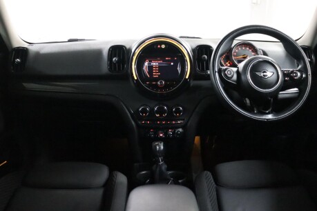Mini Countryman COOPER 40