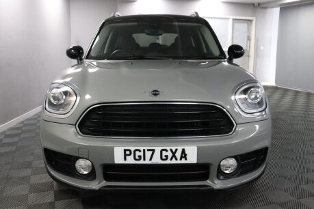 Mini Countryman COOPER 2