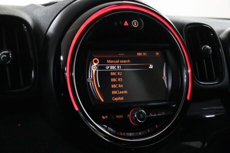 Mini Countryman COOPER 28