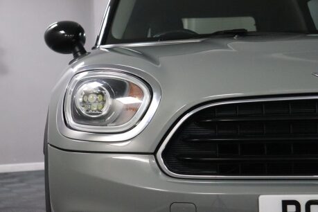 Mini Countryman COOPER 39