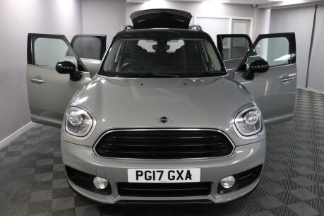 Mini Countryman COOPER 7